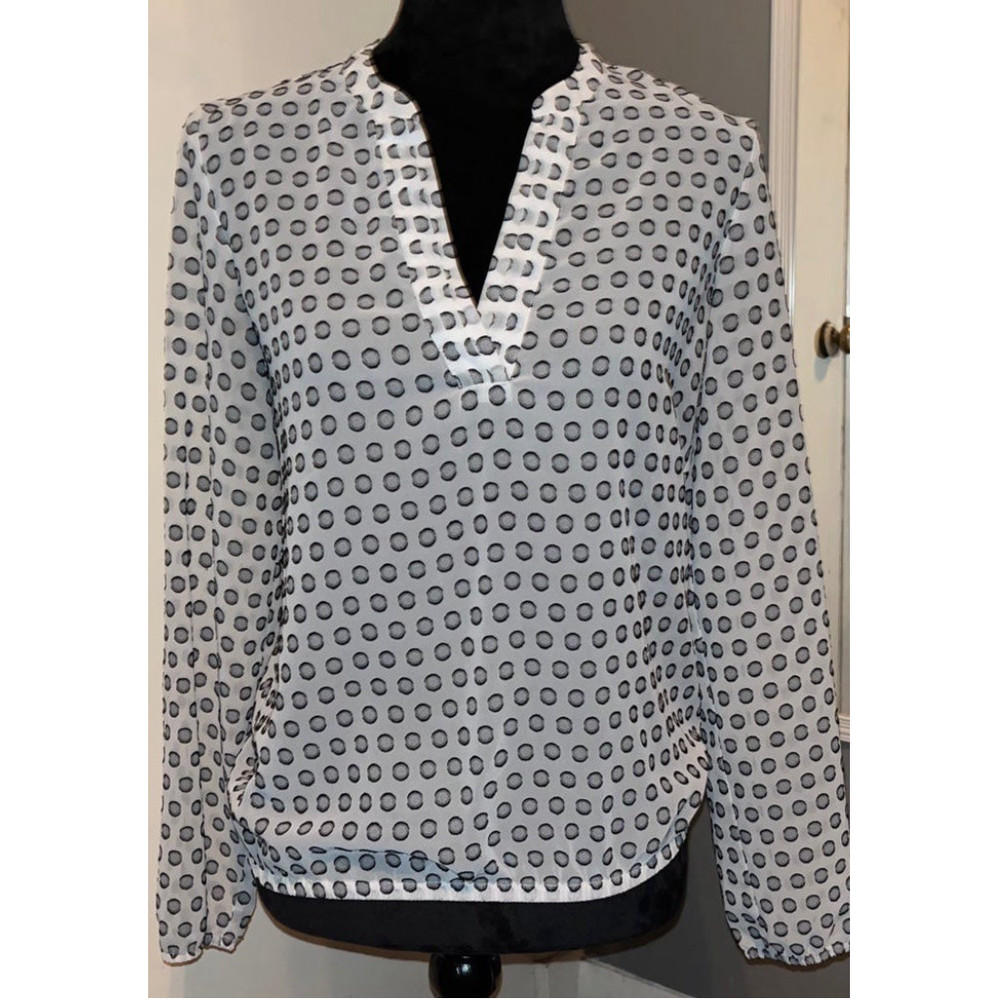 THE LIMITED BLACK & WHITE TEXTURED BLOUSE